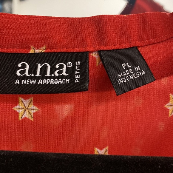 a.n.a A New Approach Petite red and gold blouse - Picture 7 of 11